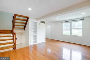 1604 Barnstead Dr, Reston, VA 20194 - Photo 2