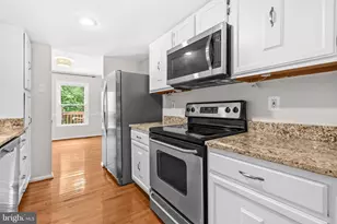 6279 Kerrydale Dr, Springfield, VA 22152 - Photo 14