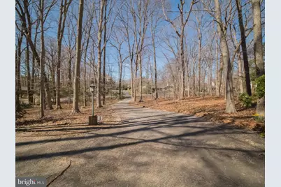 4313 Woodlark Drive, Annandale, VA 22003 - Photo 2