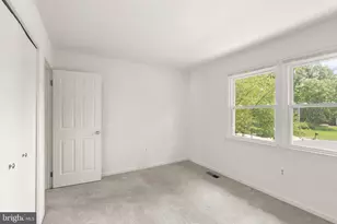 8902 Huxley Ct, Springfield, VA 22153 - Photo 26