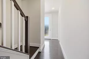 14566 Lake Vista Dr, Chantilly, VA 20151 - Photo 4