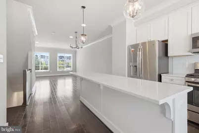 14566 Lake Vista Drive, Chantilly, VA 20151 - Photo 8