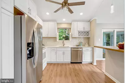 8622 Kenilworth Drive, Springfield, VA 22151 - Photo 6