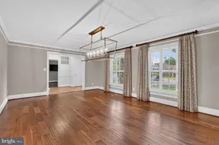 1022 Delf Dr, McLean, VA 22101 - Photo 4