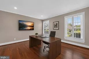 1022 Delf Dr, McLean, VA 22101 - Photo 8