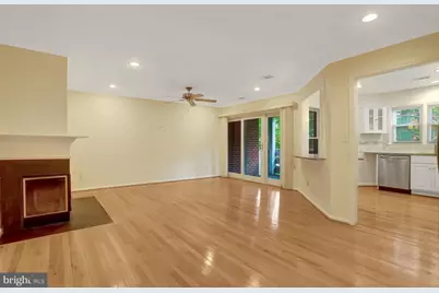 3151 Covewood Court, Falls Church, VA 22042 - Photo 4