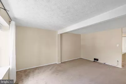 7973 Tyson Oaks Circle, Vienna, VA 22182 - Photo 8