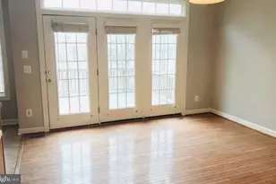 12453 Rose Path Cir, Fairfax, VA 22033 - Photo 8