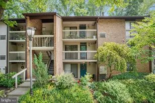 1526 Moorings Dr, Reston, VA 20190 - Photo 2