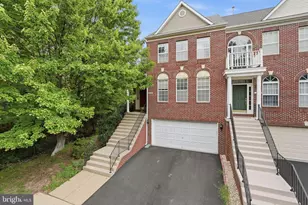 13222 Goose Pond Ln, Fairfax, VA 22033 - Photo 2