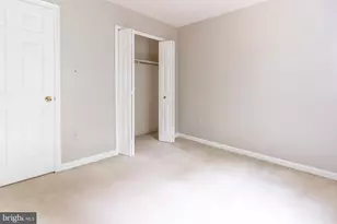 8020 Bethelen Woods Ln, Springfield, VA 22153 - Photo 18