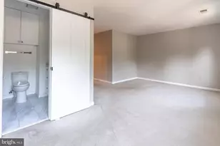 8020 Bethelen Woods Ln, Springfield, VA 22153 - Photo 10