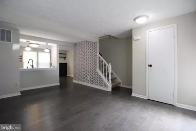 11916 Fieldthorn Court, Reston, VA 20194 - Photo 4