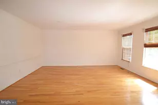 4209 Trumbo Ct, Fairfax, VA 22033 - Photo 6
