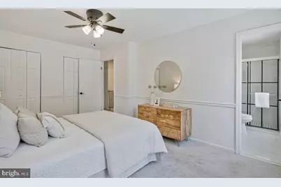 7821 Groveland Square, Springfield, VA 22153 - Photo 22
