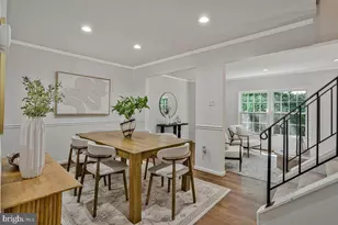 7821 Groveland Square, Springfield, VA 22153 - Photo 10