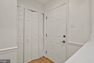 7821 Groveland Square, Springfield, VA 22153 - Photo 4