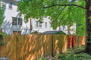 7821 Groveland Square, Springfield, VA 22153 - Photo 42