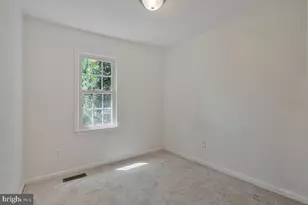 7821 Groveland Square, Springfield, VA 22153 - Photo 16