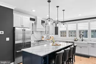 4422 Fair Lakes Ct, Fairfax, VA 22033 - Photo 10
