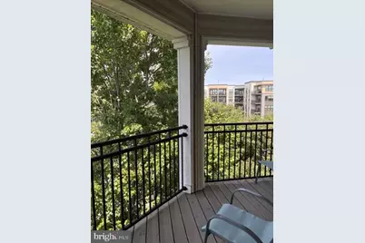 12949 Centre Park Circle #408, Herndon, VA 20171 - Photo 2