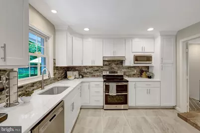 8006 Birnam Wood Drive, McLean, VA 22102 - Photo 6