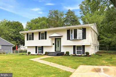 402 Pickett Lane, Herndon, VA 20170 - Photo 2
