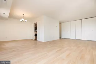3100 S Manchester St, Falls Church, VA 22044 - Photo 2