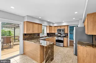 12545 Browns Ferry Rd, Herndon, VA 20170 - Photo 16