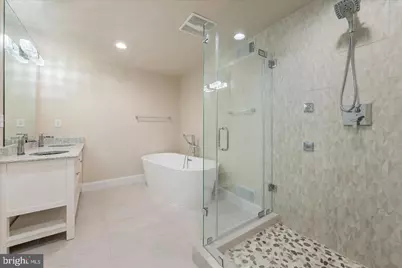 9036 Jeffery Road, Great Falls, VA 22066 - Photo 40