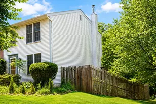 2100 Glenn Spring Ct, Falls Church, VA 22043 - Photo 4