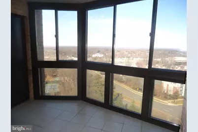 8380 Greensboro Drive #1024, McLean, VA 22102 - Photo 8