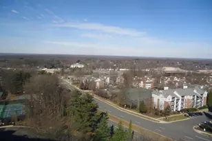 8380 Greensboro Dr, McLean, VA 22102 - Photo 10