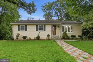 131 Casmar St SE, Vienna, VA 22180 - Photo 2
