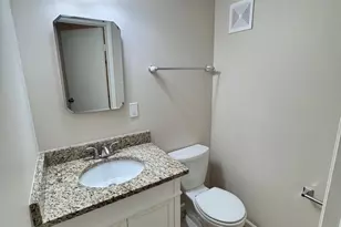 3001 Gatepost Ln, Herndon, VA 20171 - Photo 10