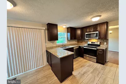 3001 Gatepost Lane, Herndon, VA 20171 - Photo 8
