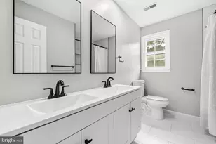 2706 Popkins Ln, Alexandria, VA 22306 - Photo 32