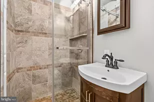 2706 Popkins Ln, Alexandria, VA 22306 - Photo 22