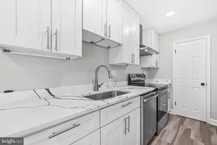 2706 Popkins Ln, Alexandria, VA 22306 - Photo 16