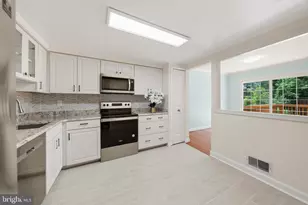 5420 Cabot Ridge Ct, Fairfax, VA 22032 - Photo 10