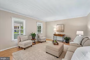 3632 Great Laurel Ln, Fairfax, VA 22033 - Photo 12
