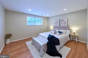 5473 Middlebourne Ln, Centreville, VA 20120 - Photo 12