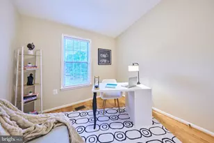 5473 Middlebourne Ln, Centreville, VA 20120 - Photo 46