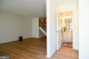 2231 Cartwright Pl, Reston, VA 20191 - Photo 4