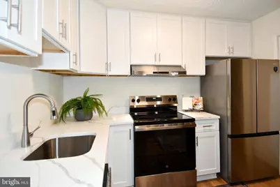 2231 Cartwright Place, Reston, VA 20191 - Photo 16