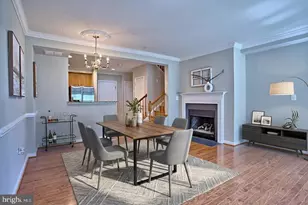4633 Battenburg Ln, Fairfax, VA 22030 - Photo 8