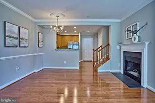 4633 Battenburg Ln, Fairfax, VA 22030 - Photo 6