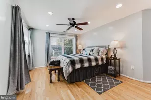 5604 Mt Burnside Way, Burke, VA 22015 - Photo 8