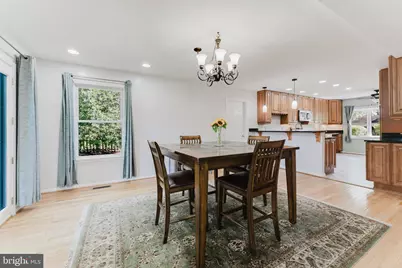5604 Mount Burnside Way, Burke, VA 22015 - Photo 6