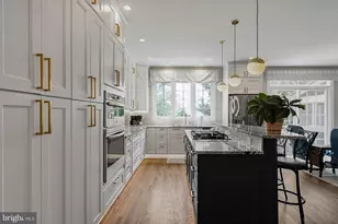 5424 Edsall Ridge Pl, Alexandria, VA 22312 - Photo 8
